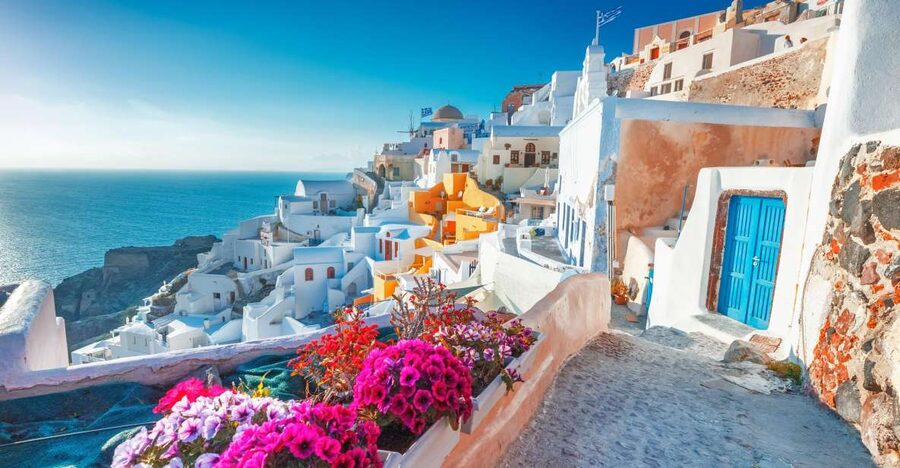 1-Day Boat Trip: Santorini Volcano, Thirassia & Oia Sunset - A full day from hotel pickup to Santorini’s caldera
