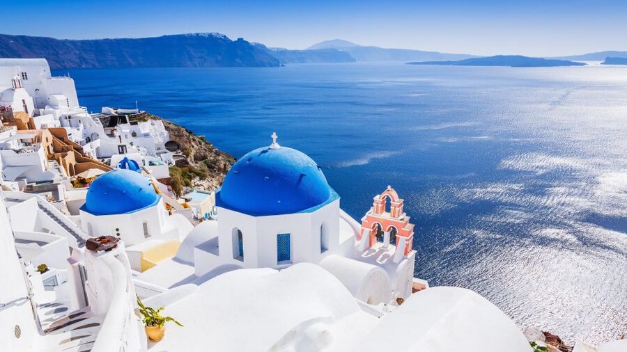 1-Day Boat Trip: Santorini Volcano, Thirassia & Oia Sunset - Nea Kameni and the walk to the crater