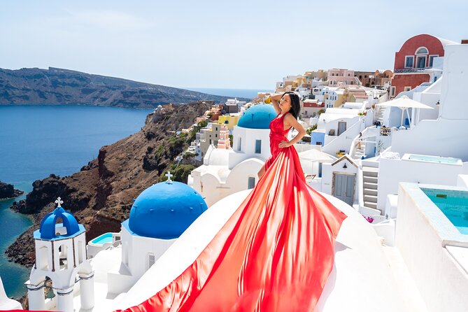 1-Hour Flying Dress Photoshoot, Instagram spots - Imerovigli: caldera views with room to move