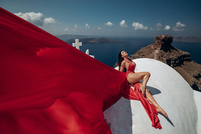 1-Hour Private Santorini Flying Dress Photoshoot - Imerovigli: a quieter setting with room to pose