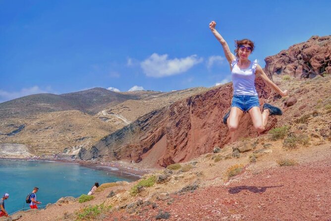 2-Day Santorini Bus Tour with Volcanic Cruise - Akrotiri, Santorini’s buried Bronze Age city