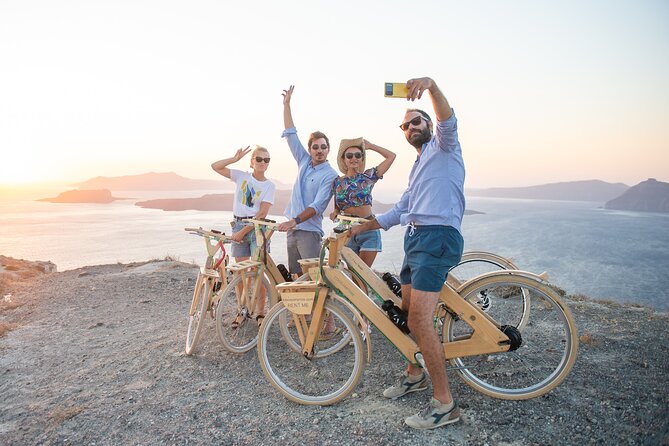 2-hour Private Wooden E-Bike Tour in Emporio Castle, Santorini - What the private format adds
