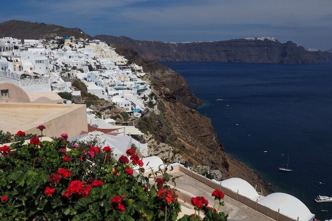 4-Hour Private Custom Santorini Tour - What the guides add to the day