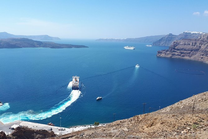 4 Hours Tailor Made Tour in Santorini - Akrotiri, the buried prehistoric settlement