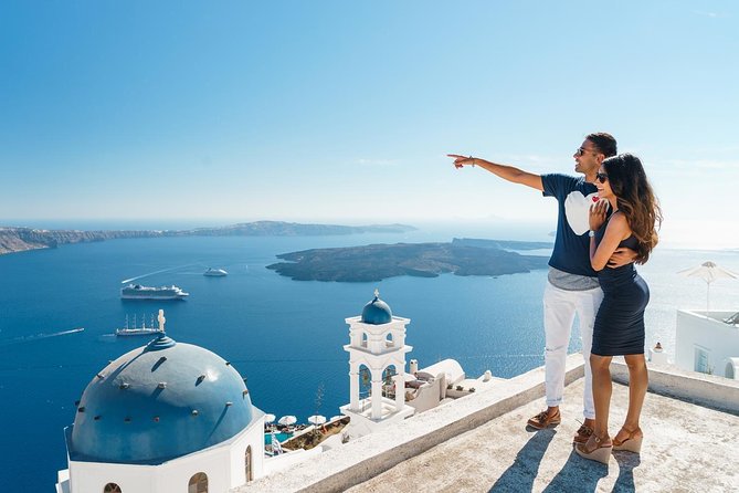 5-hour Private Guided Tour of Santorini - A fast introduction to Santorini’s main sights