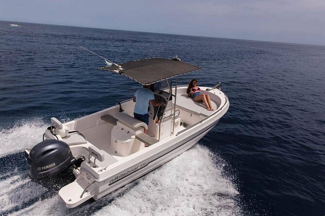 5 Hours Boat Rental in Santorini - The people who make the rental easier