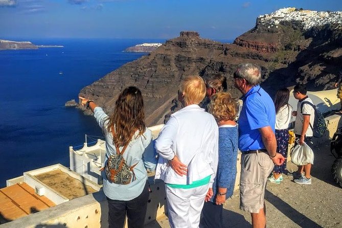 6-Hour Private Best of Santorini Experience - Oia: famous, beautiful, and often crowded