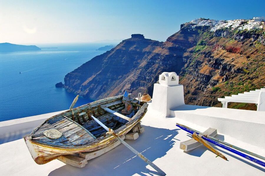 Agios Nikolaos-Elounda-Ierapetra: Santorini Day Tour Cruise - What the guide adds to a short visit