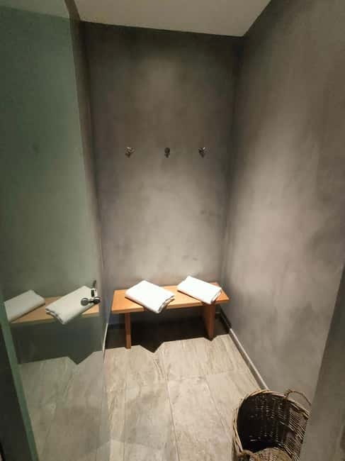 Akrotiri: Aromatherapy Couples Massage - What Happens Inside the Private Suite
