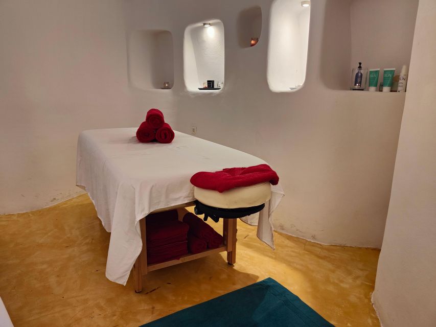 Akrotiri: Aromatherapy Couples Massage - Booking Flexibility in Santorini