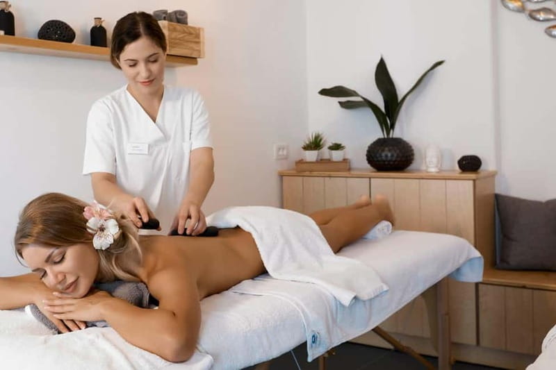 Akrotiri: Aromatherapy Couples Massage - Who Will Enjoy This Massage Most?