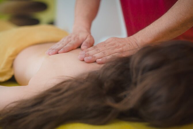Akrotiri: Couples' Aromatherapy Massage - A good match for honeymoons and anniversaries