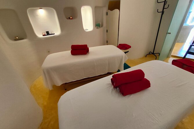 Akrotiri: Couples Massage & Pool Day Access - Key points before you book