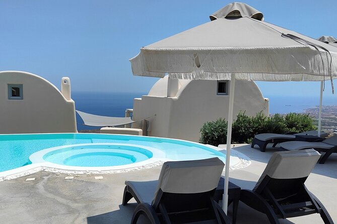 Akrotiri: Couples Massage & Pool Day Access - Why the setting matters