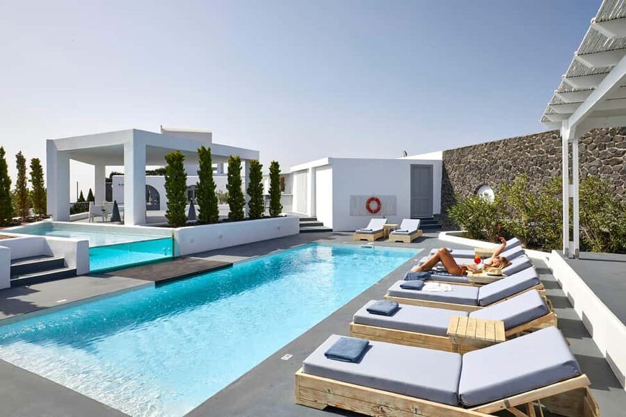 Akrotiri: Departure Day Spa Package Wine/Fruits/Pool Access - Booking and timing advice