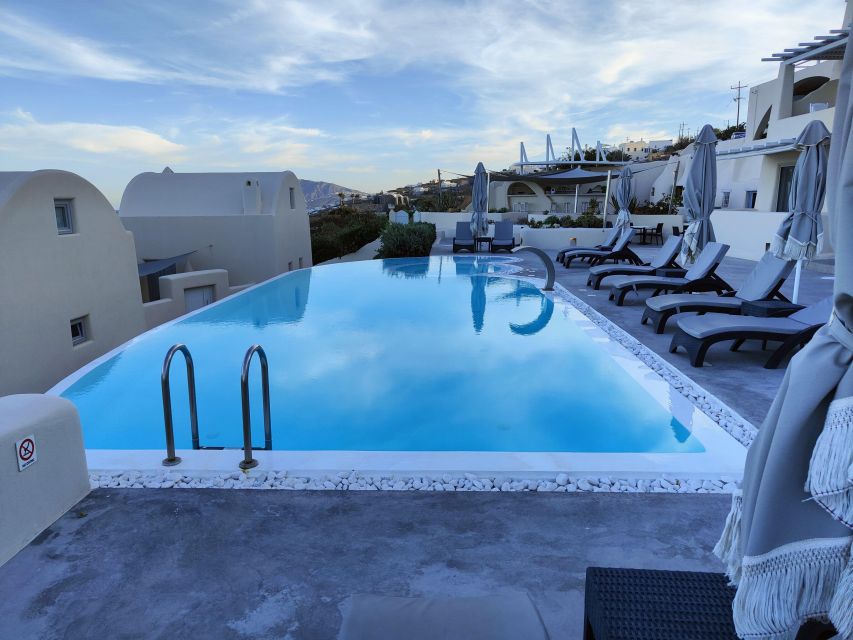 Akrotiri: Departure Day Spa Package Wine/Fruits/Pool Access - Is $335 good value for two?