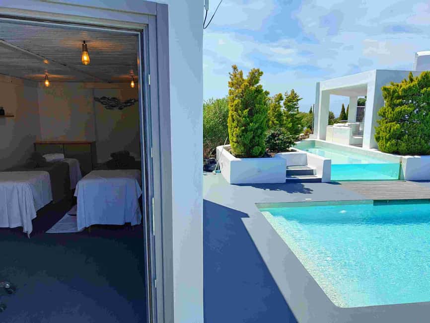 Akrotiri: Departure Day Spa Package Wine/Fruits/Pool Access - Choosing between the 60-minute and 90-minute massage