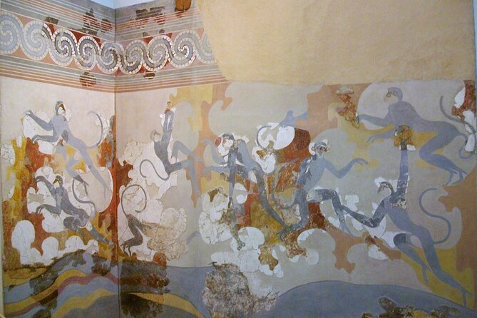 Akrotiri Private Guided Tour with an Archaeologist - Who will get the most from this experience?