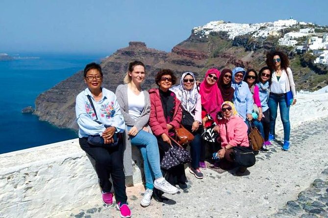 Aroma of Santorini:Private Half Day Sightseeing with wine tasting - A private vehicle and a guide who can shape the day