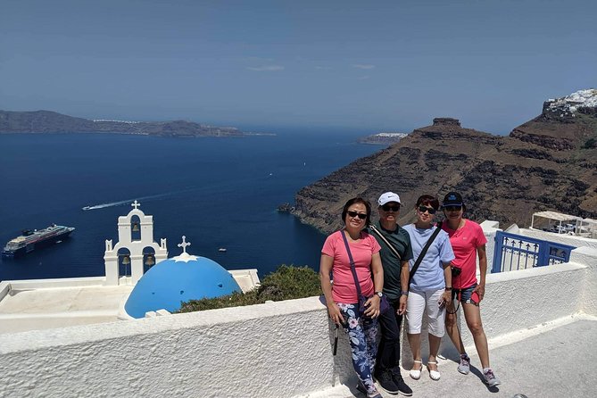 Best of Santorini Highlights Private 5 Hours Tour - Perissa brings black sand and a lunch option