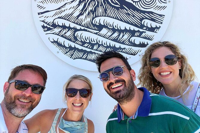 Best of Santorini Sightseeing Guided Tour 5h - Starting in Oia at the Famous Blue Domes