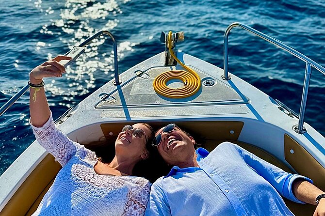 Boat Rental in Santorini - Lunch and a change of scene on Thirassia