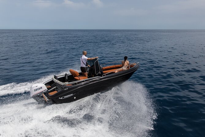 Boat Rental in Santorini License Free - Taking the helm from Vlichada Harbor