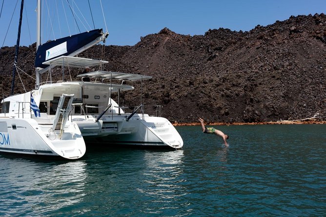 Caldera Cruise with Swim Stops, BBQ on board and drinks! - Key points to know before you book