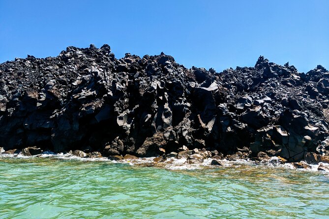 Caldera Private Cruise & Volcano Hike - Why a private boat matters here