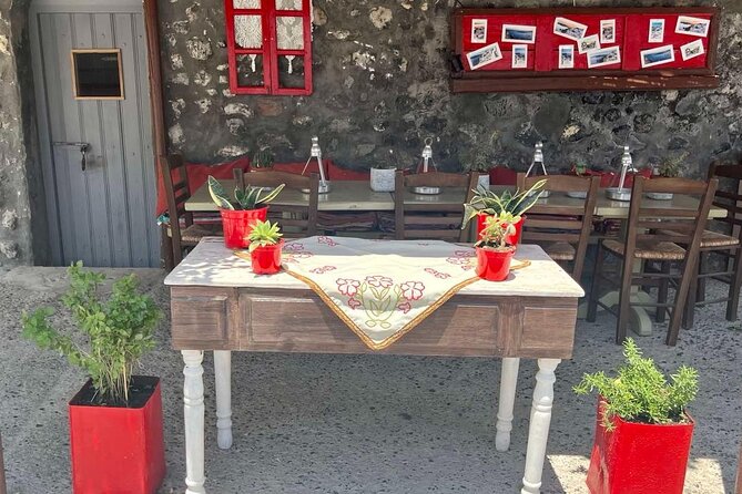 Cooking Class in Traditional cave house in Santorini! - Is the $133.08 price fair?