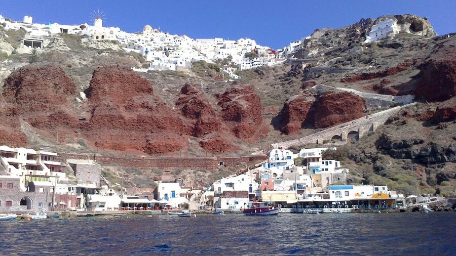 Cruise Traveller's Shore Excursion - The winery stop adds a taste of Santorini
