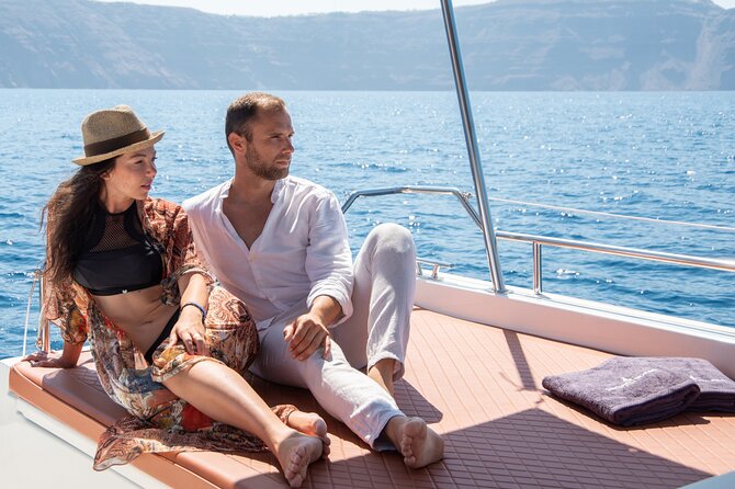 Diamond 36 Private Motor Yacht Caldera Cruise - The crew makes the day easy