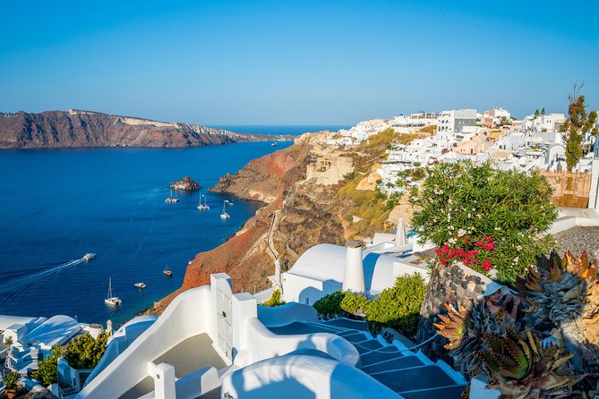 Discover Santorini in a Day- Private Tour 6 hours - Pyrgos and its fortress-like village lanes