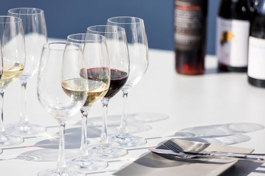 Discover Santorini: Prehistoric Akrotiri & Winery Tour - Why the Mercedes minibus matters