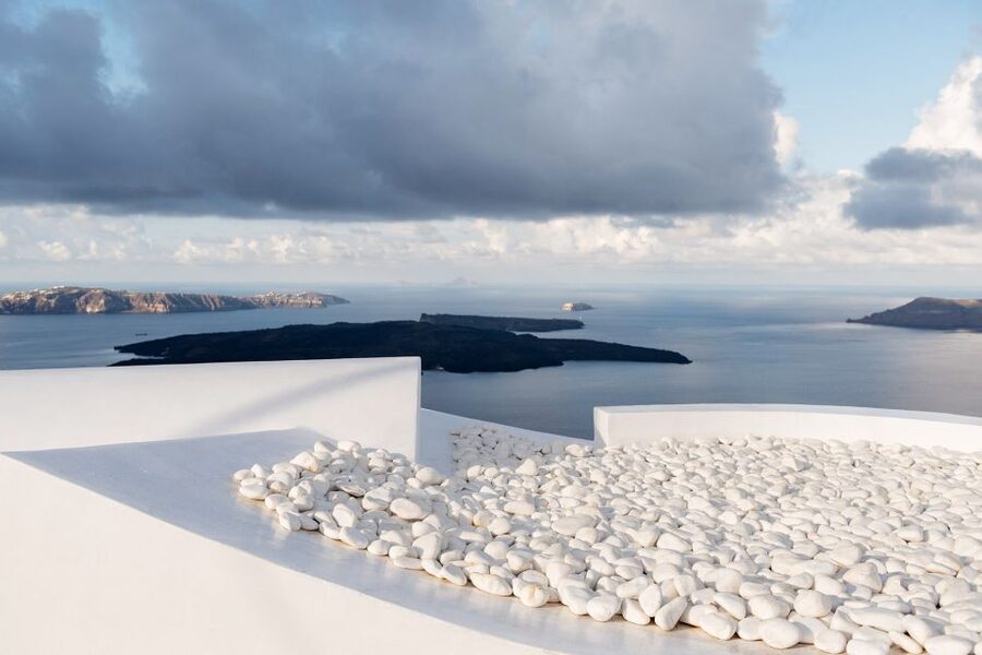 Discover Santorini: Prehistoric Akrotiri & Winery Tour - Practical advice for a smoother day
