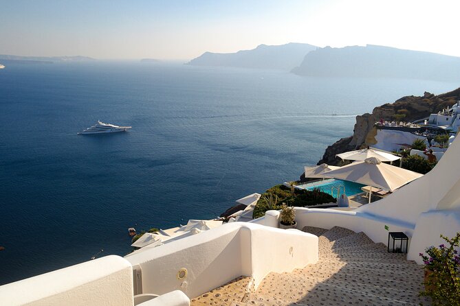 Discovering Santorini : A 3-Hour Private Highlights Tour - Oia gets 90 minutes to make the trip worthwhile