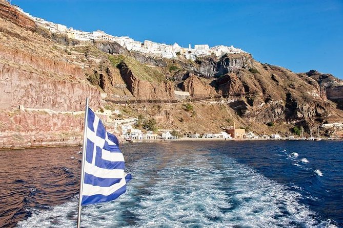 Early Season Experience: 3-hours Santorini Volcano and Hot Springs Trip - Getting from Fira to the old port