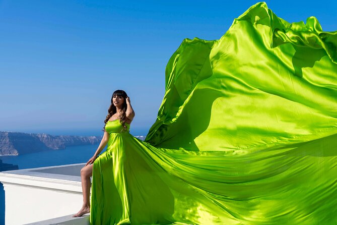 Embark on a Flying Dress Photoshoot in Santorini - What the photographer and assistant actually do
