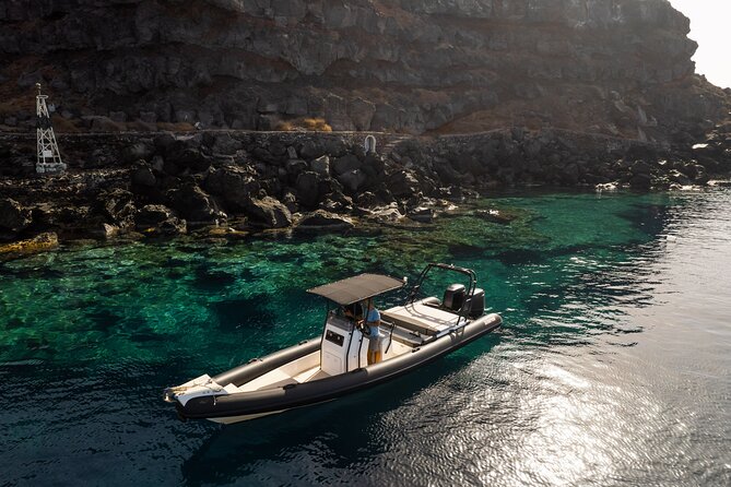 Exclusive cruise experience in Santorini - Thirassia, the traditional final stop