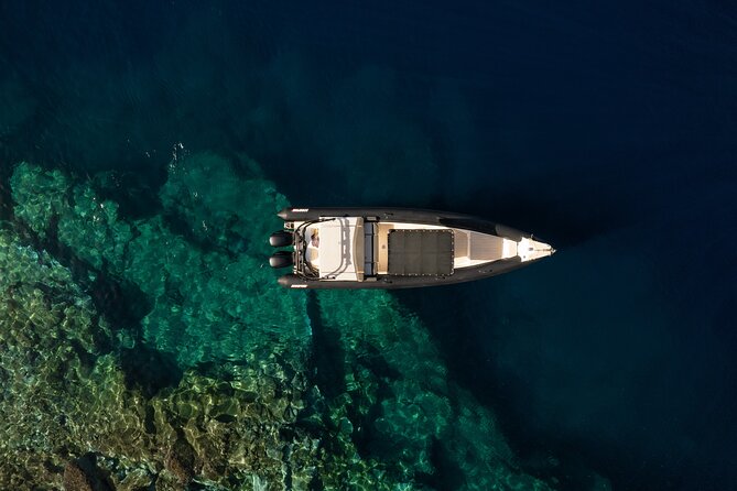 Exclusive cruise experience in Santorini - What is included, and what is not