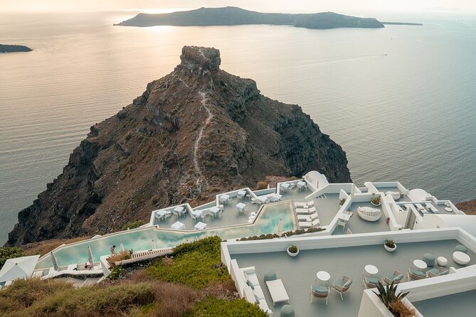 Explore Oia(IA) - Private Guided Tour - Who should book this experience?