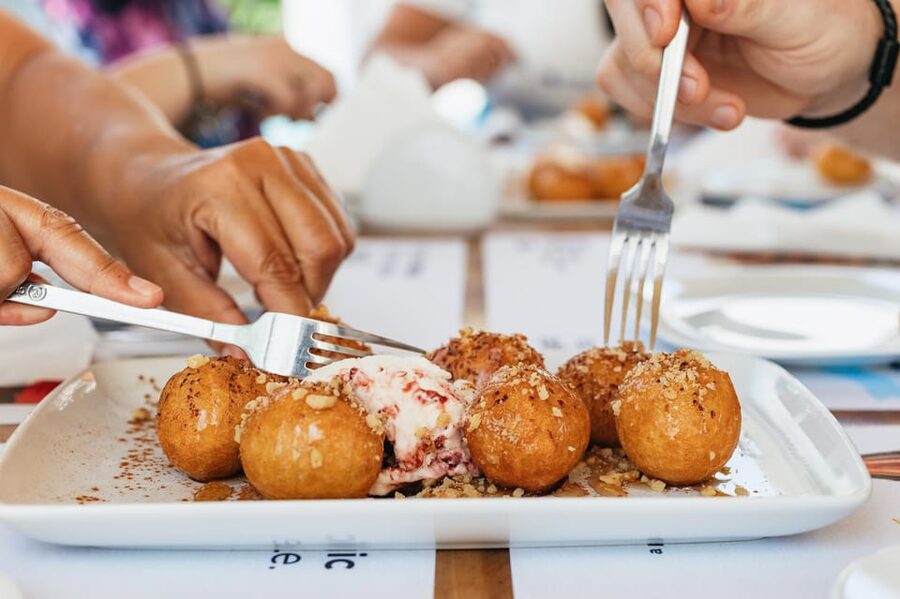 Fira: Guided Foodie Walking Tour with Tastings - Starting with Santorini’s most famous view