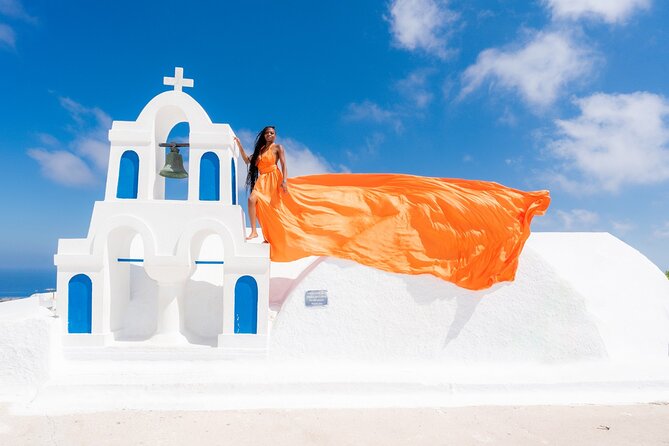 Flying Dress Experience -Private Santorini Photoshoot - Choosing Morning Light or Sunset Timing