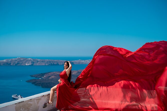 Flying Dress Photoshoot in Oia Private entry to Blue Dome - Who will enjoy this most