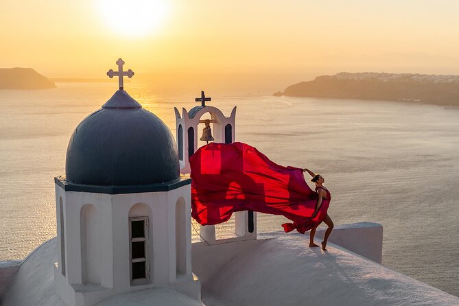 Flying Dress Photoshoot in Santorini by Flying Dress Photo © - Key points to know before booking