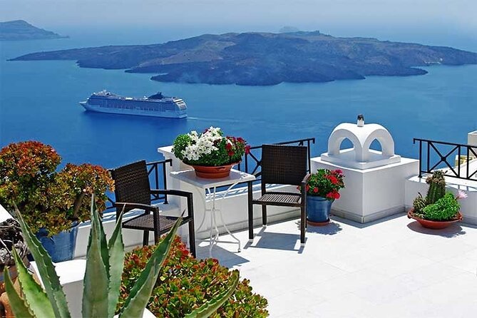 Full Day Private Tour to Santorini - Oia brings the famous Santorini setting