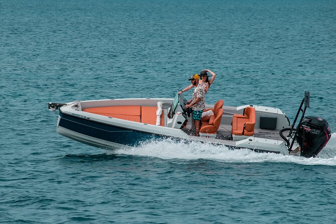 Full Day Rental in Santorini with Saxdor Luxury Boat - Snorkeling, snacks, and time between stops