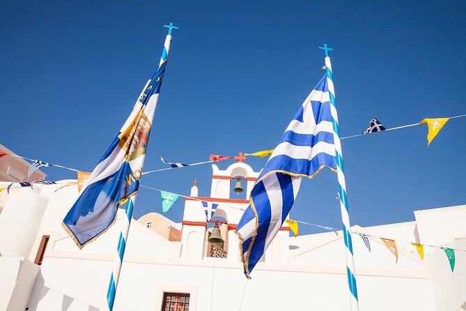 Half Day Santorini Highlights Private Tour - Kamari and the island beyond the postcards