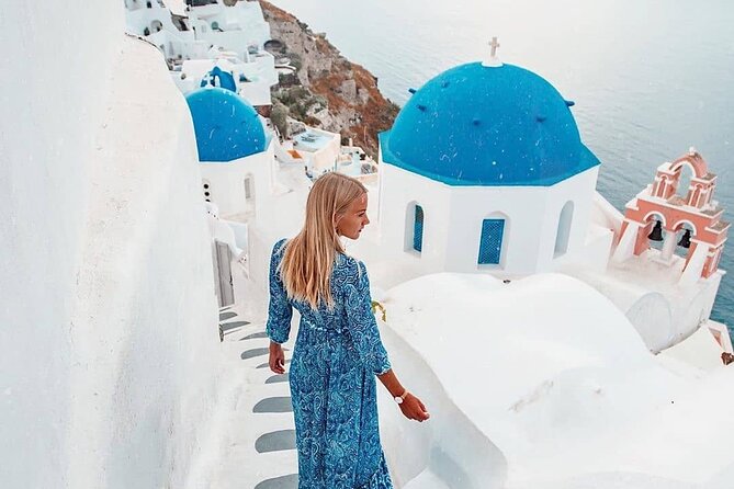 Half Day Santorini Insta Private Tour inspired by Infuencers - Oia: blue domes, cliff paths, and a busy first hour