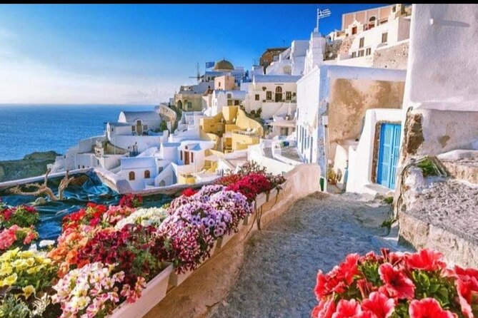 Half-Day Santorini Private Tour - Oia, the postcard center of the island